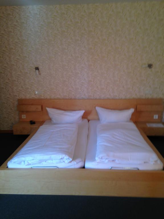 Hotel Oldenburger Hof Birkenfeld  Exteriér fotografie